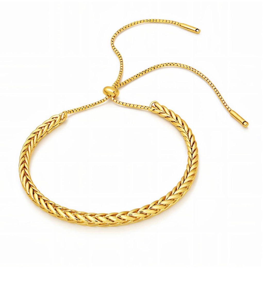 The Lucia Bracelet