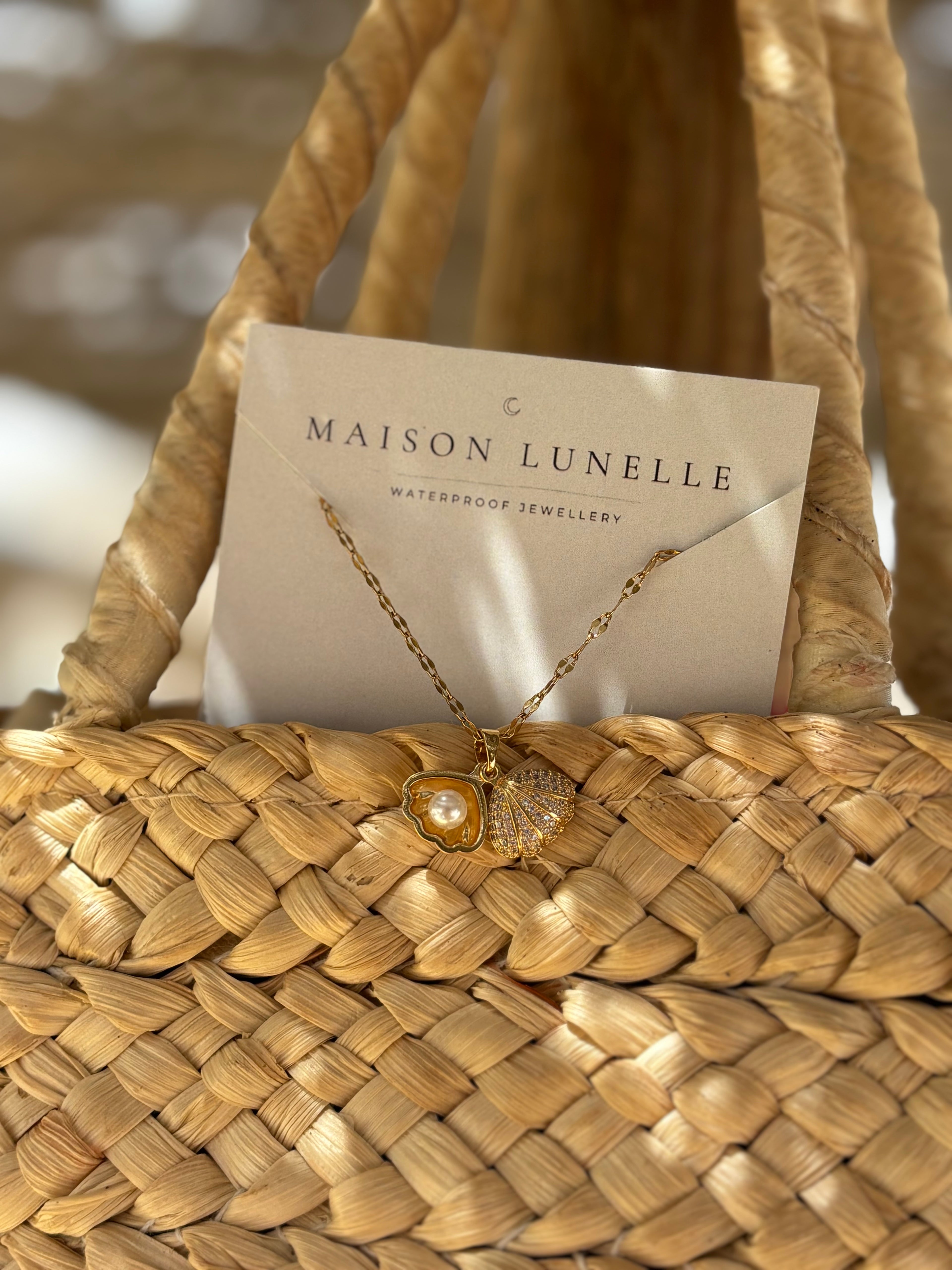 The Aphrodite Necklace