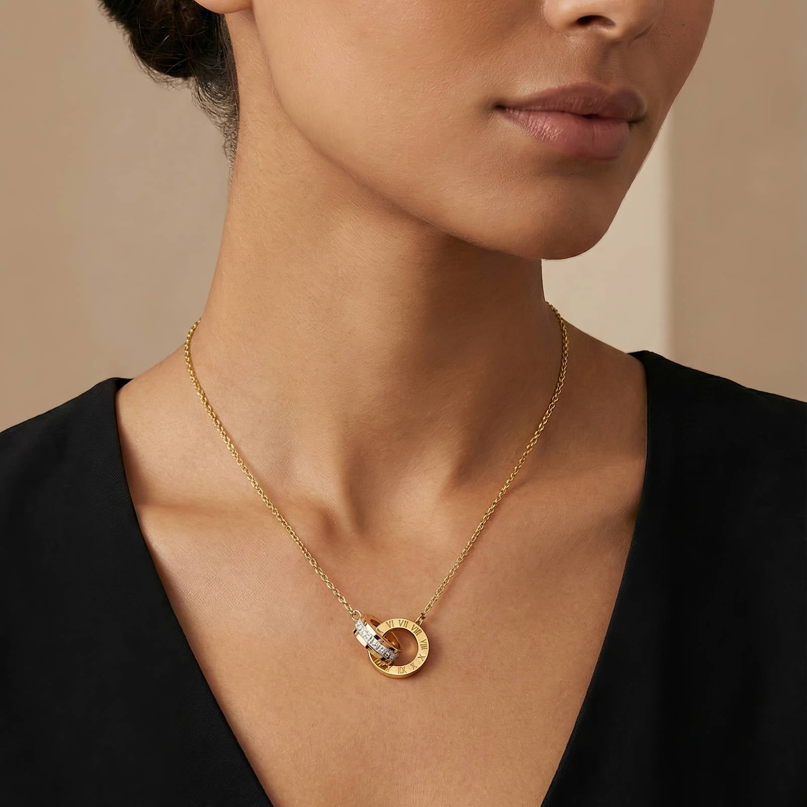 The Eterna Necklace