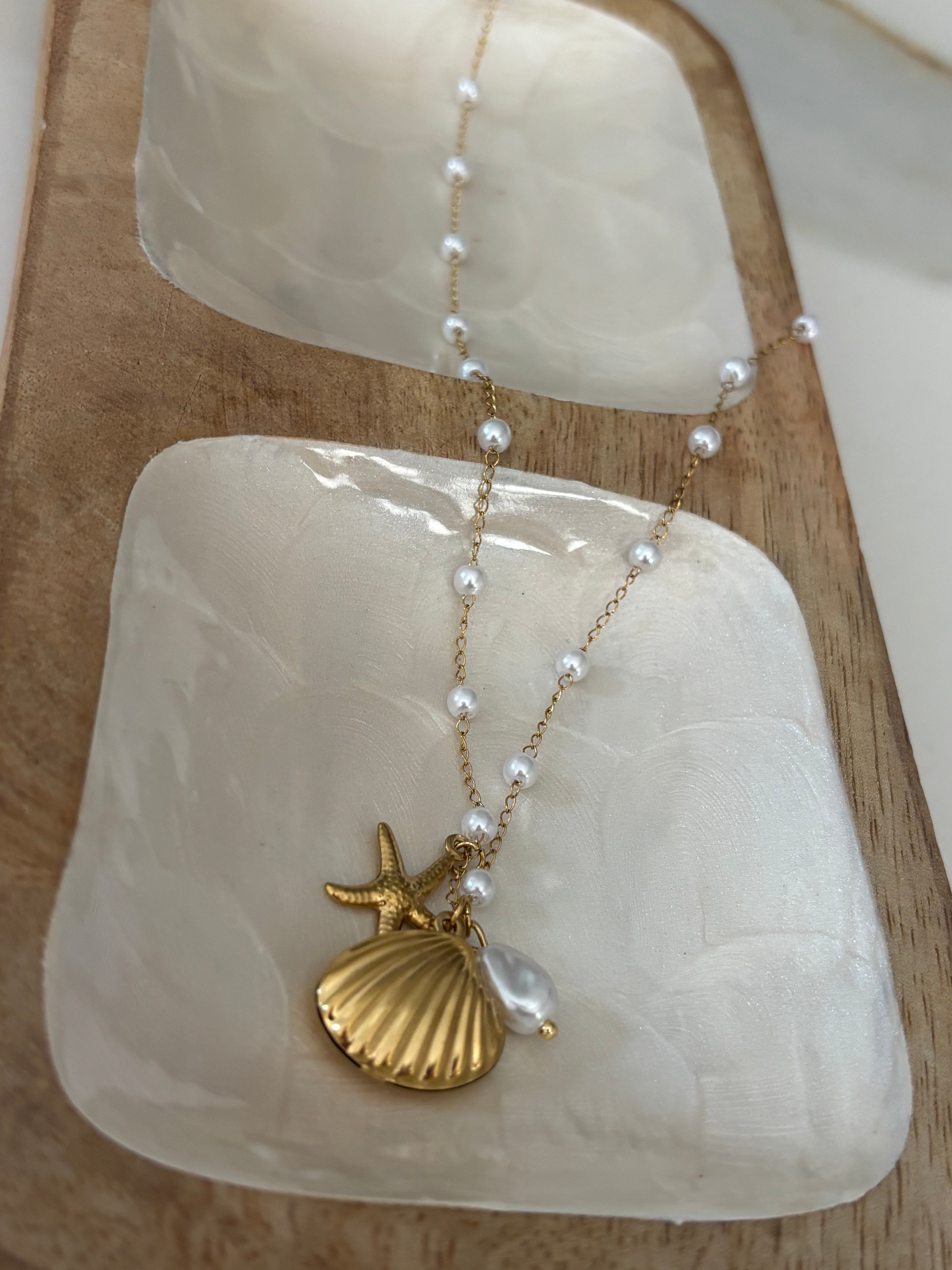 The Ocean Pearl Necklace
